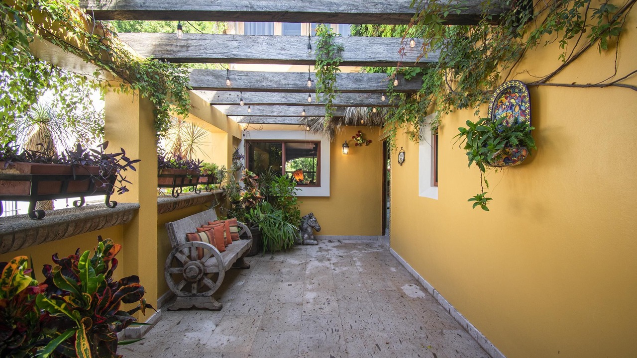 Photo of Patio Balcony in El Cid