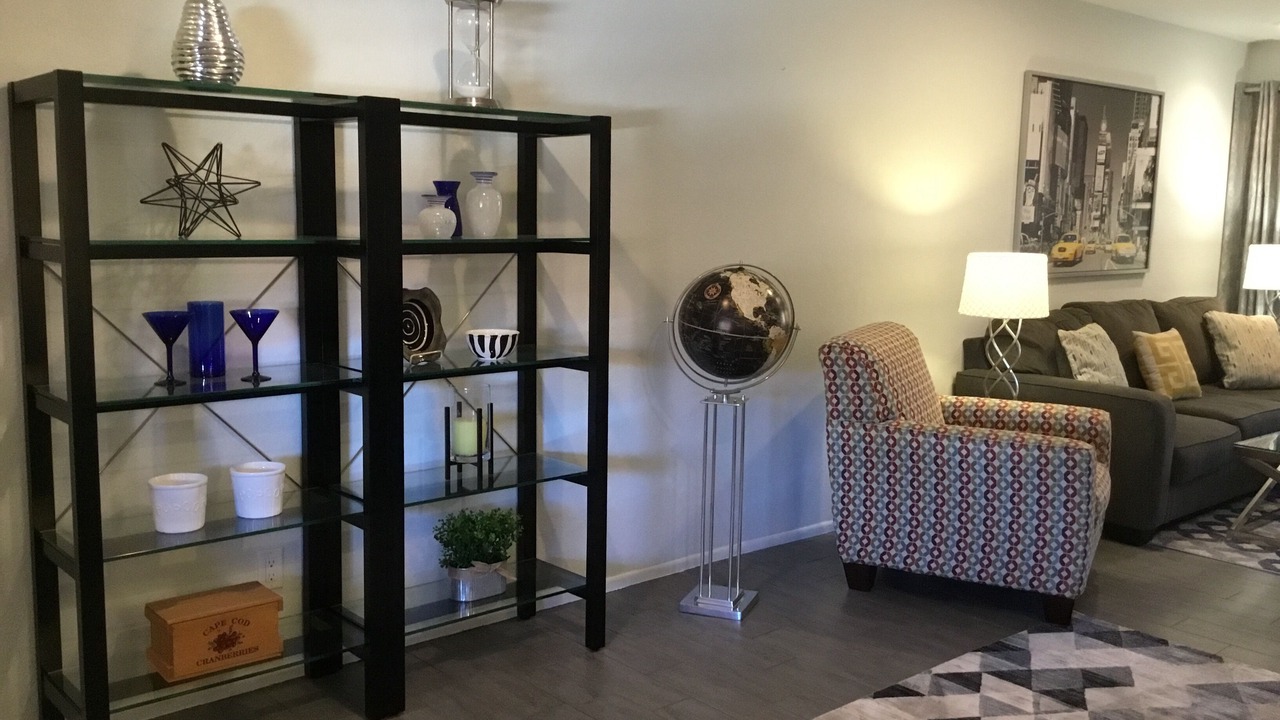 Photo of Bedroom in Paradise Valley Village