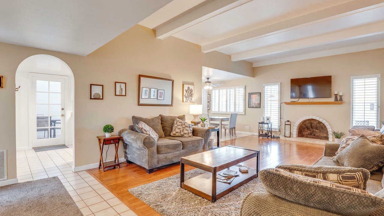 Photo of Livingroom in Litchfield Park