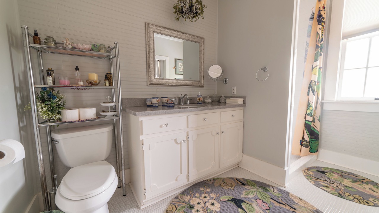 Photo of Bathroom in Palmview South
