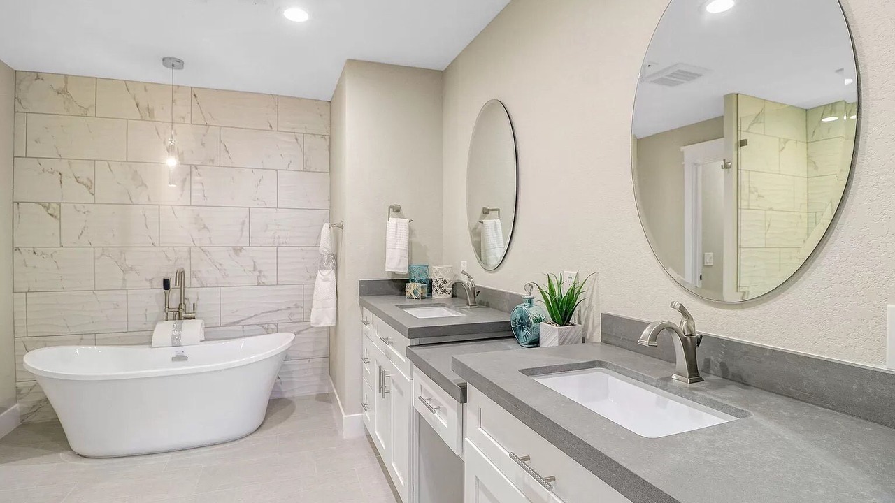 Photo of Bathroom in Raskin Estates