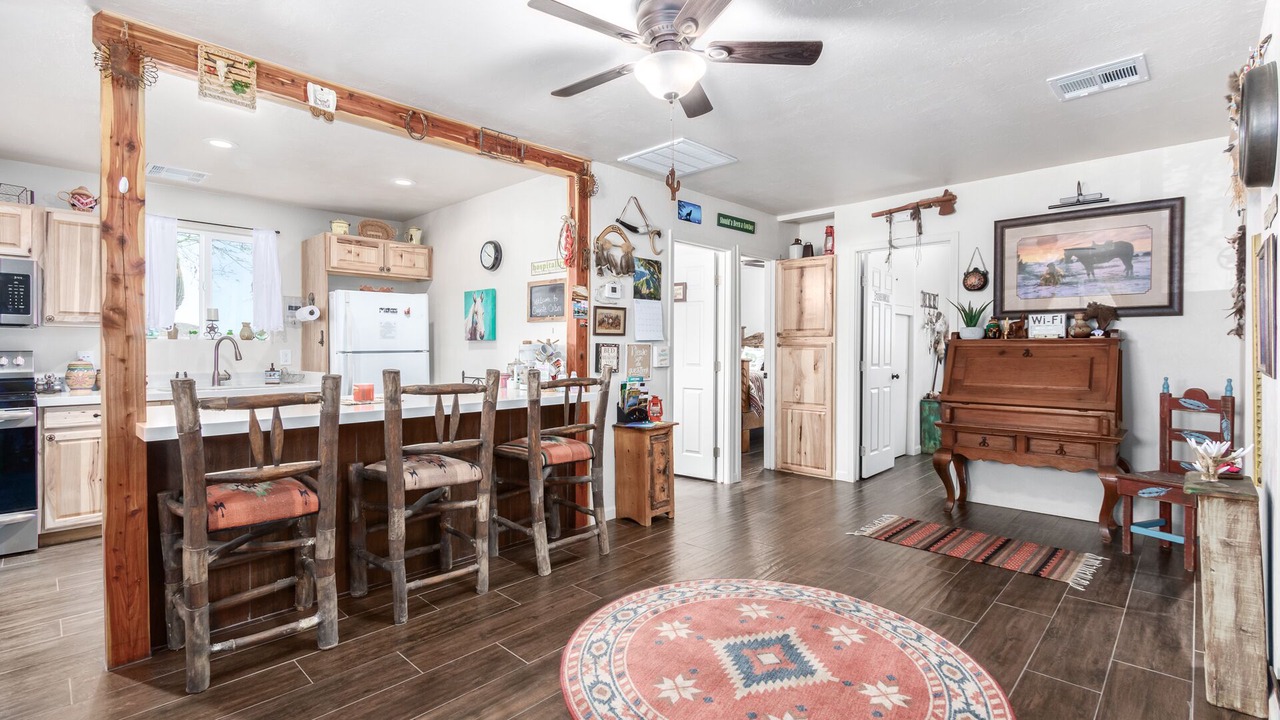 Photo of Bedroom in New River