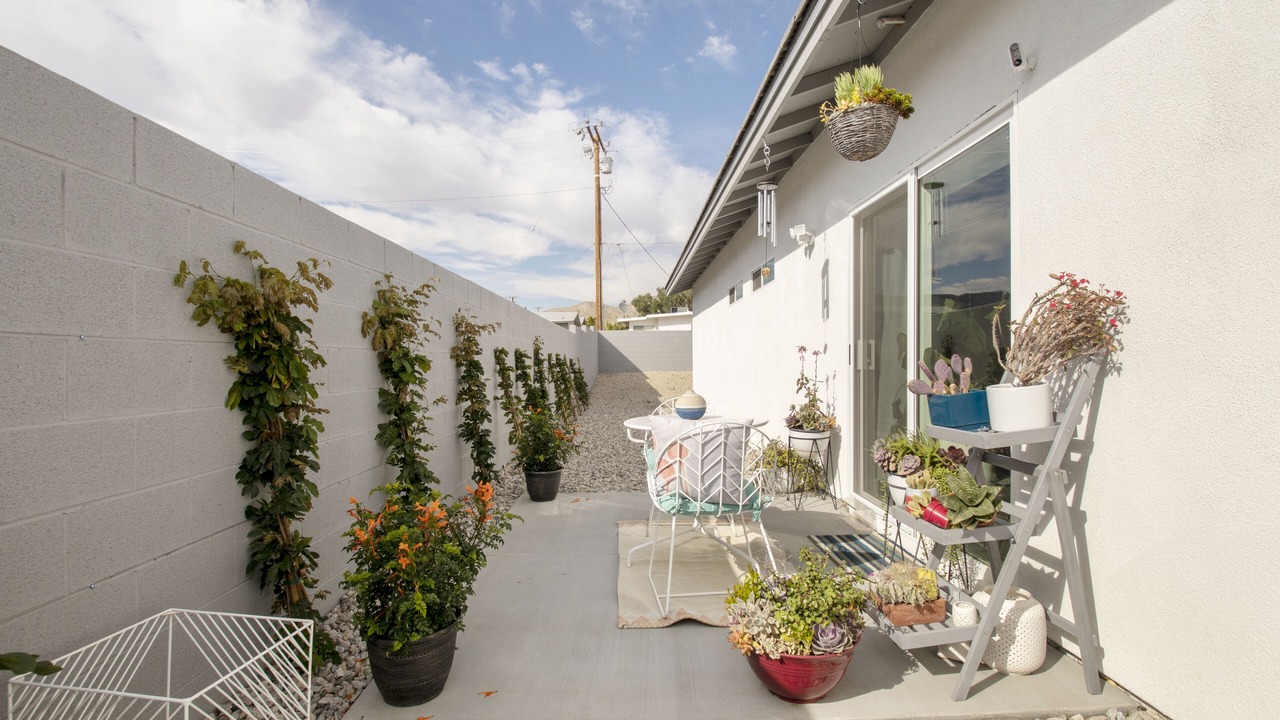 Photo of Patio Balcony in Desert Hot Springs