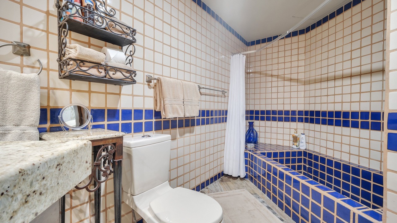 Photo of Bathroom in Marina