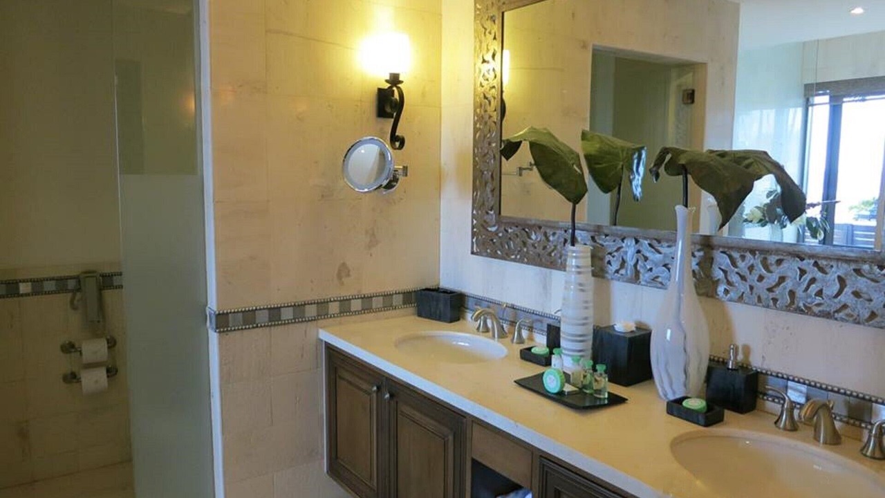 Photo of Bathroom in Marina