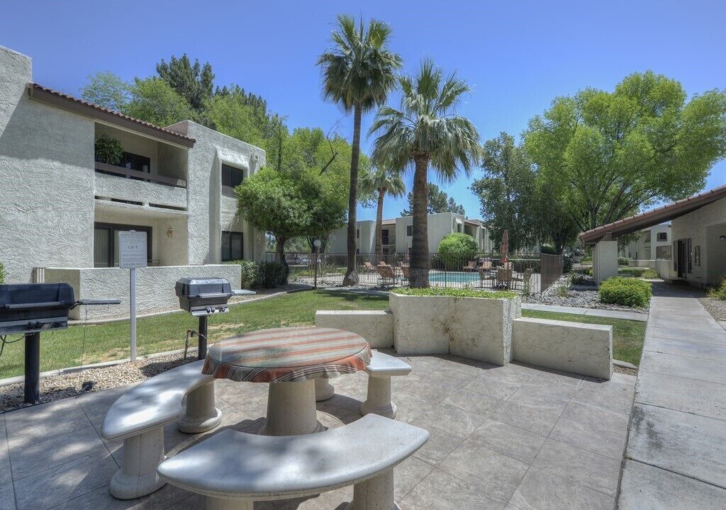 Photo of Outdoor in Saddletree
