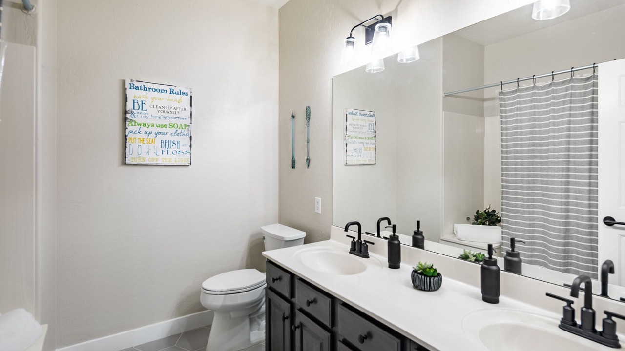 Photo of Bathroom in Ocotillo