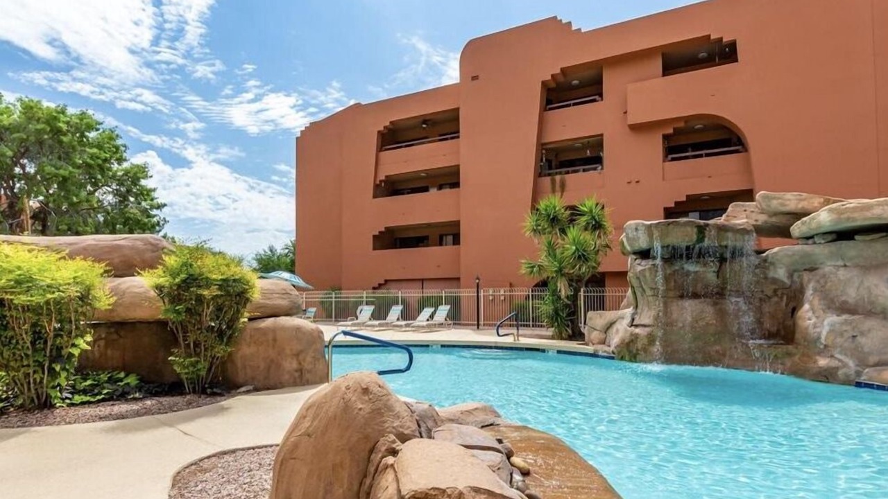 Photo of Outdoor in Paradise Valley Village