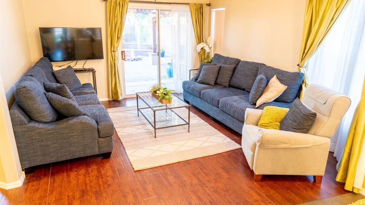 Photo of Livingroom in Provinces Master Community