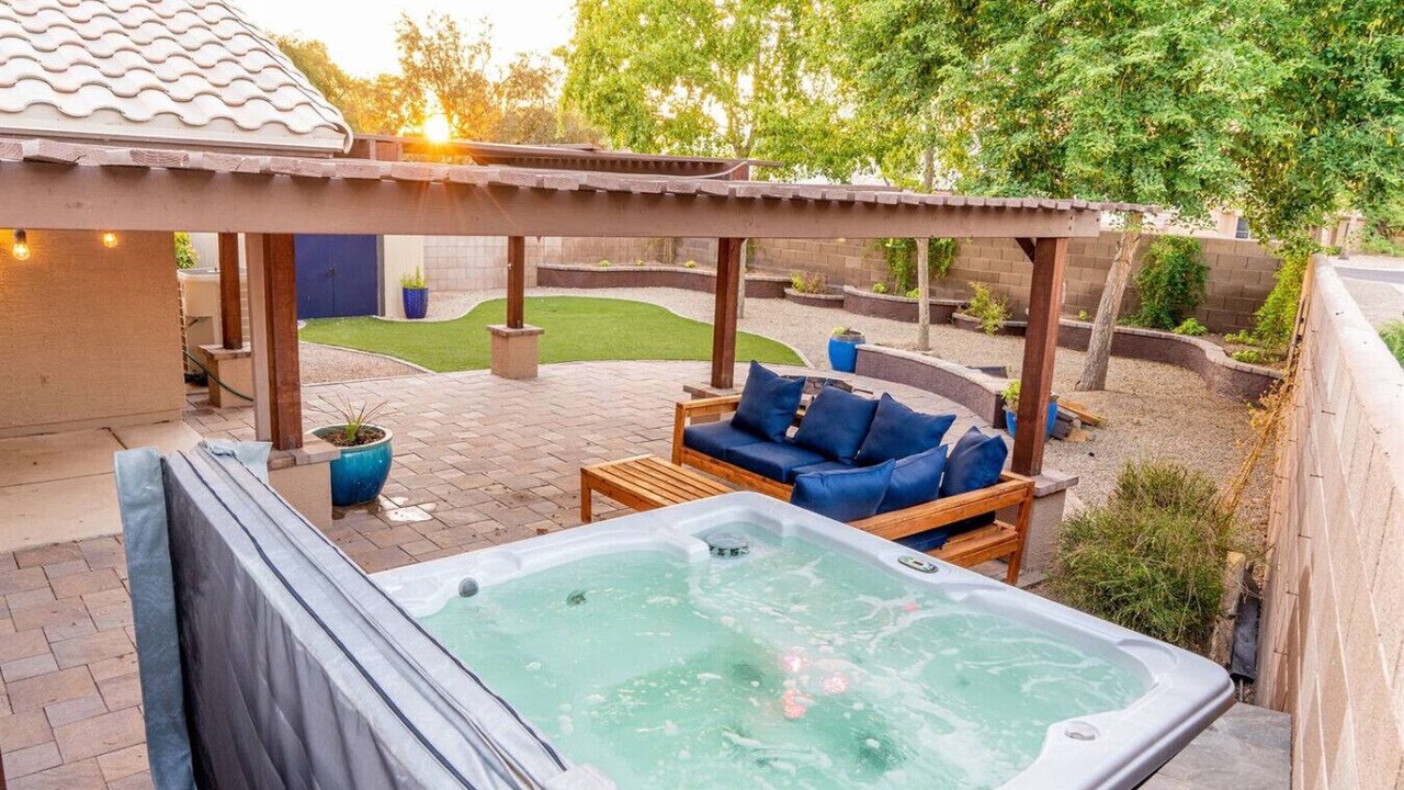 Photo of Patio Balcony in Provinces Master Community