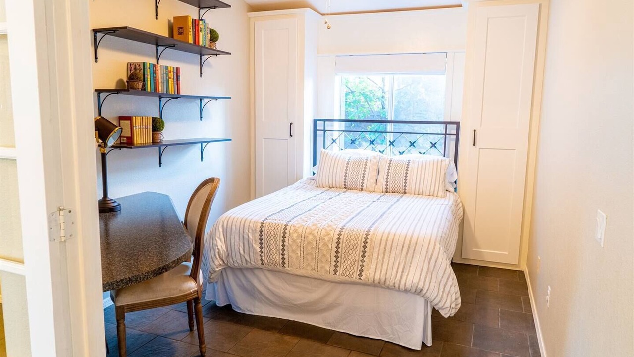 Photo of Bedroom in Provinces Master Community