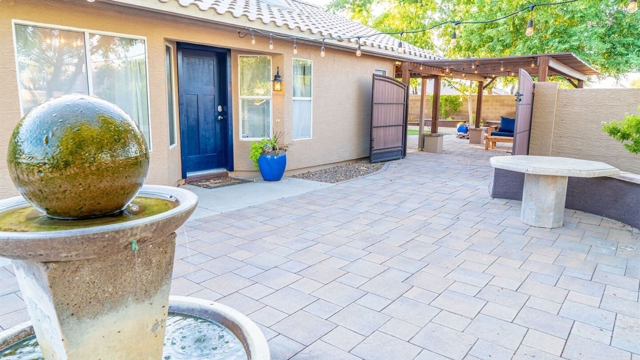 Photo of Patio Balcony in Provinces Master Community