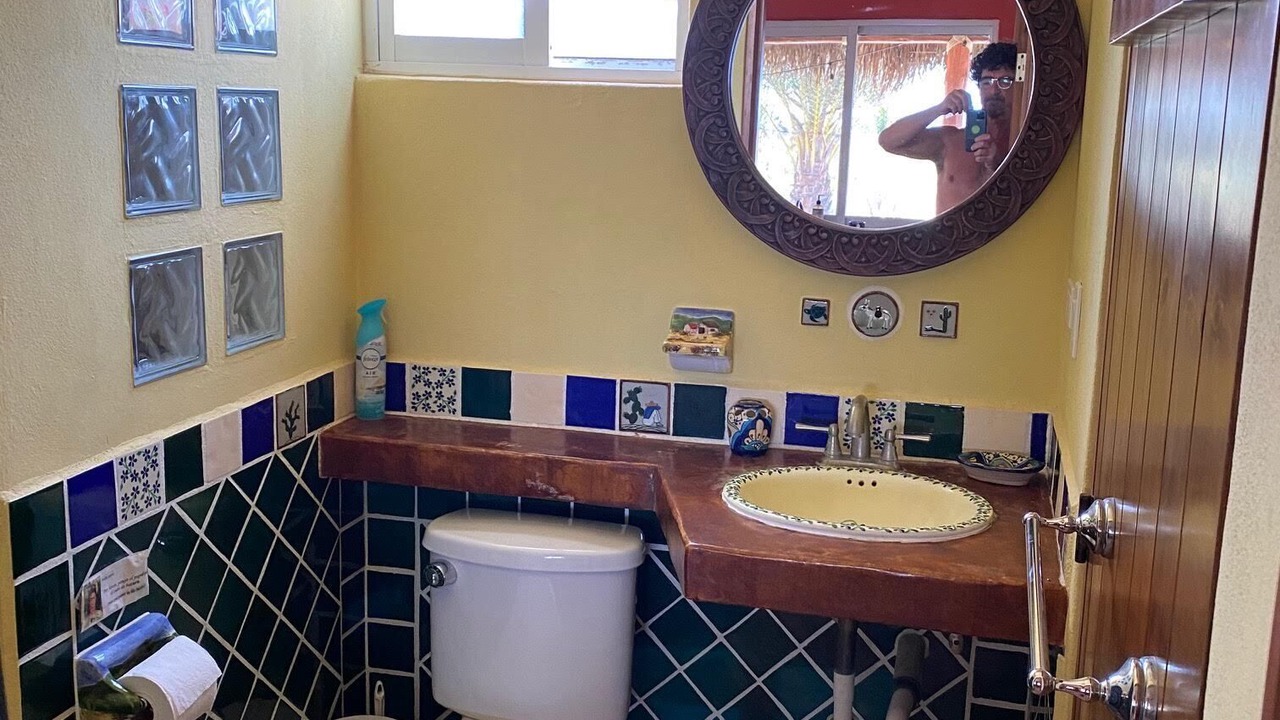 Photo of Bathroom in Vinorama