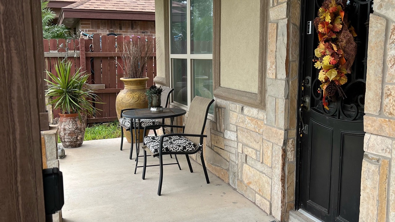 Photo of Patio Balcony in Brownsville