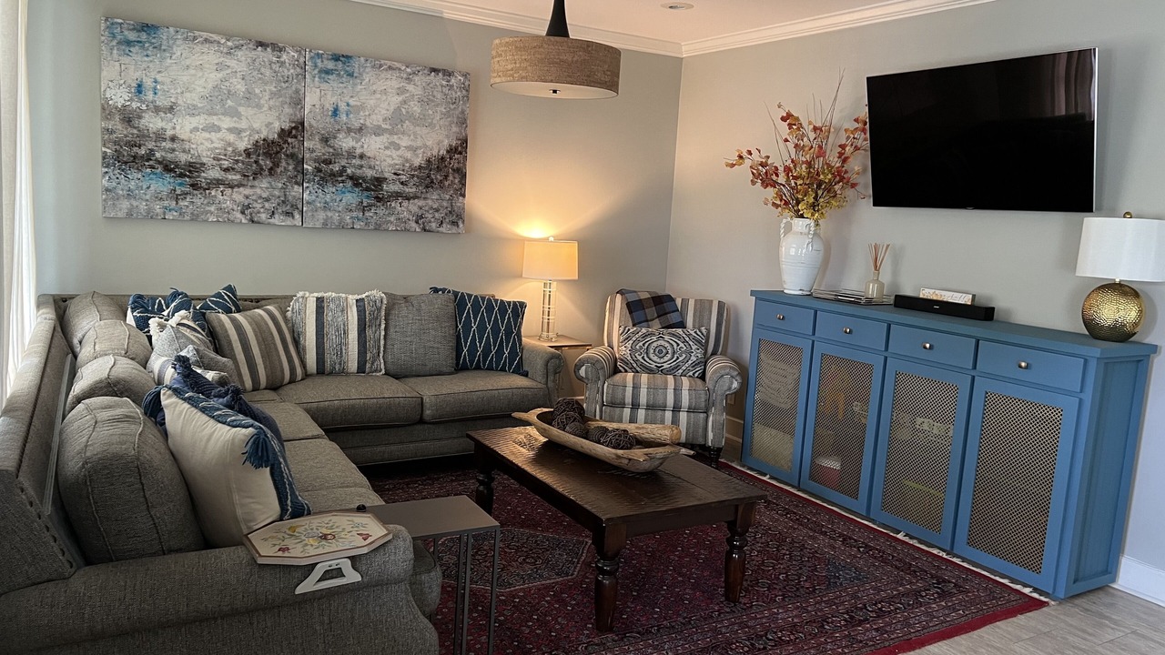 Photo of Livingroom in Brownsville