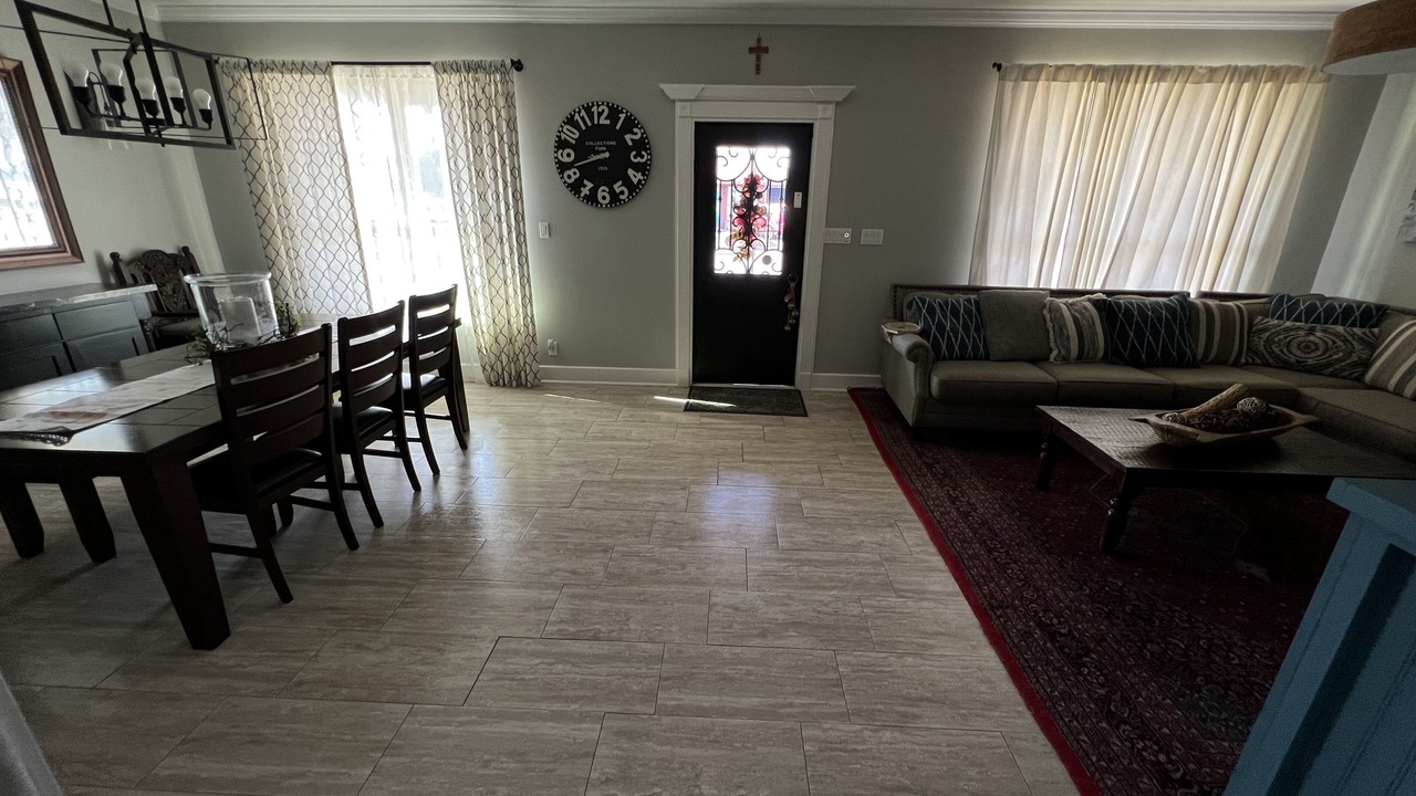 Photo of Livingroom in Brownsville