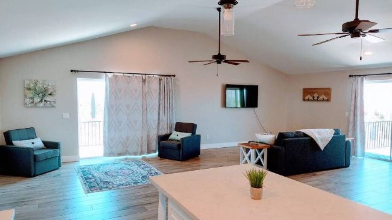 Photo of Livingroom in Apache Junction