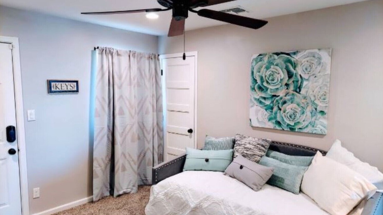 Photo of Bedroom in Apache Junction