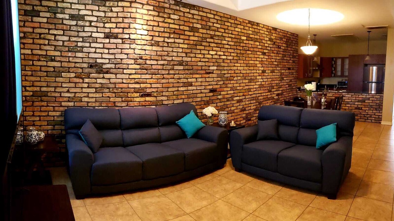 Photo of Livingroom in Edinburg