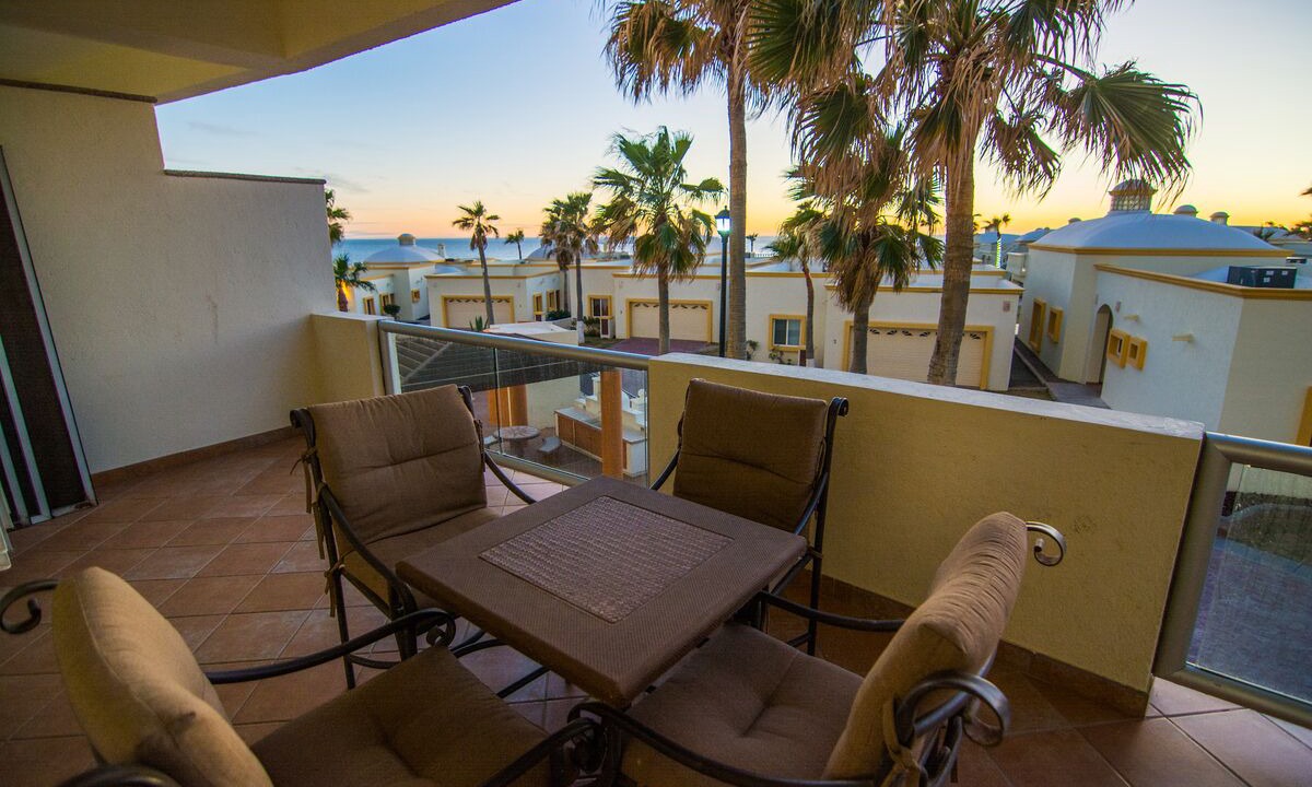 Photo of Patio Balcony in Sandy Beach