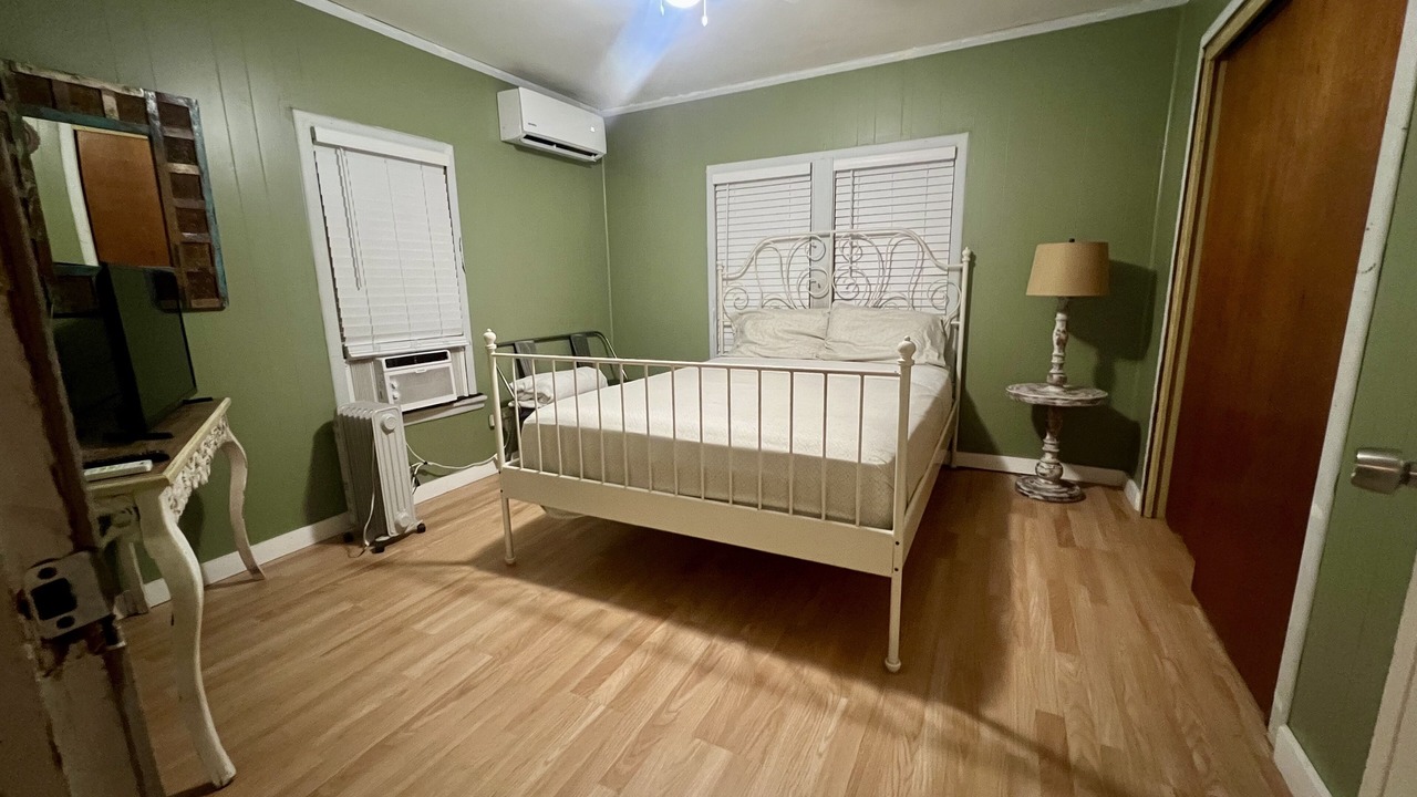 Photo of Bedroom in Brownsville