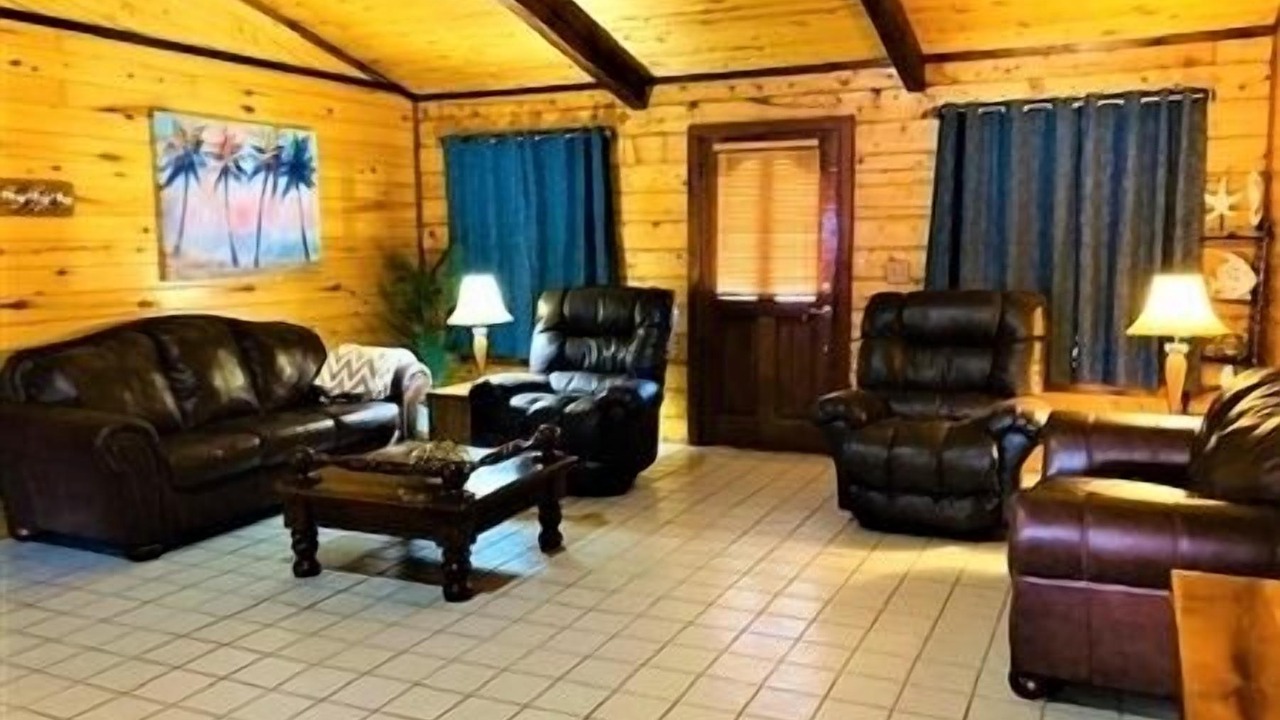 Photo of Livingroom in Port Mansfield