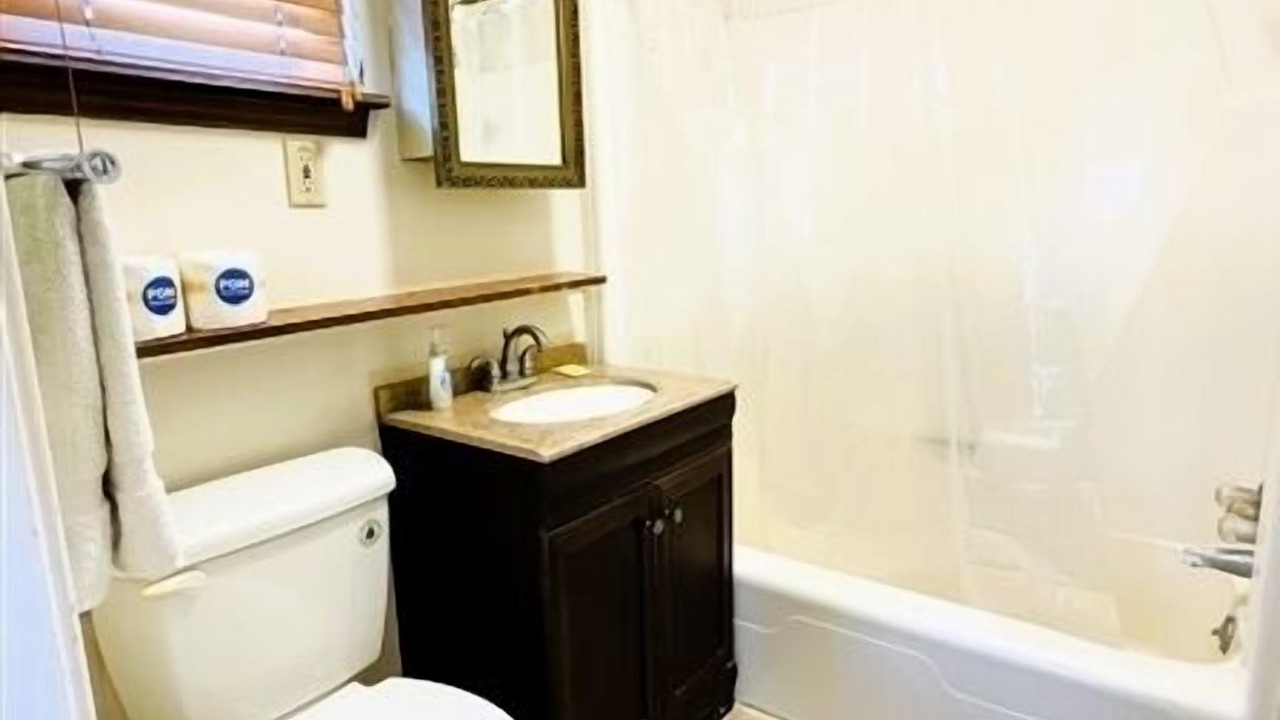 Photo of Bathroom in Port Mansfield