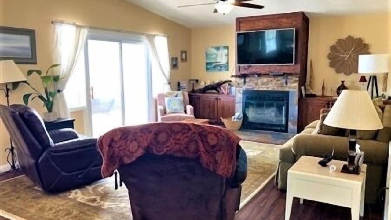 Photo of Livingroom in Port Mansfield