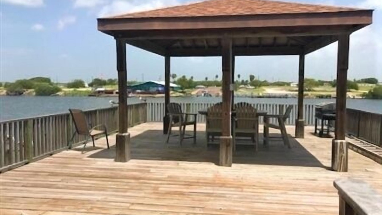 Photo of Patio Balcony in Port Mansfield
