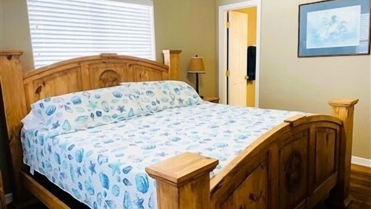Photo of Bedroom in Port Mansfield