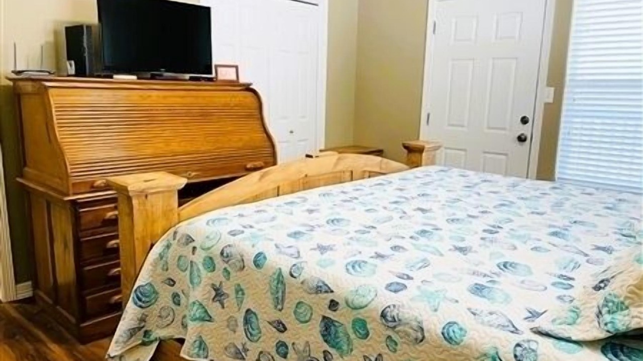 Photo of Bedroom in Port Mansfield