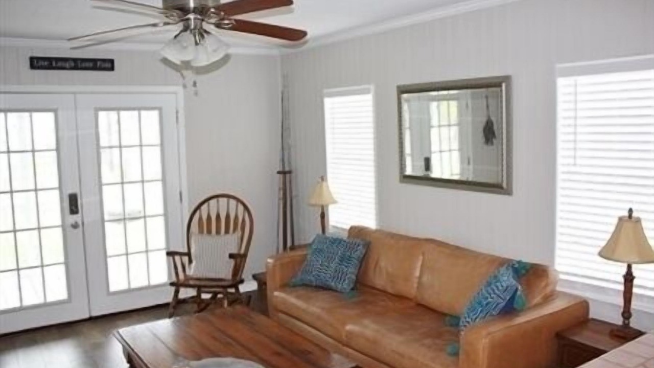 Photo of Livingroom in Port Mansfield