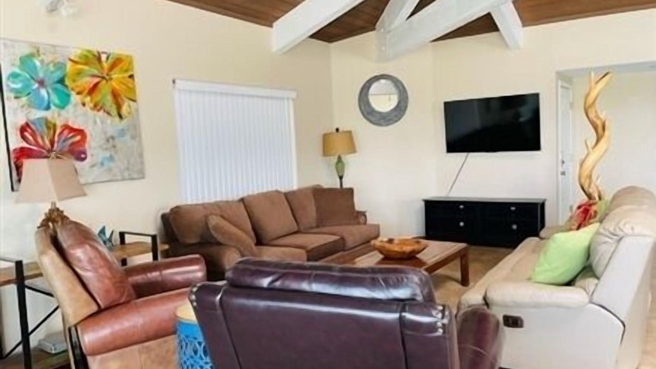 Photo of Livingroom in Port Mansfield