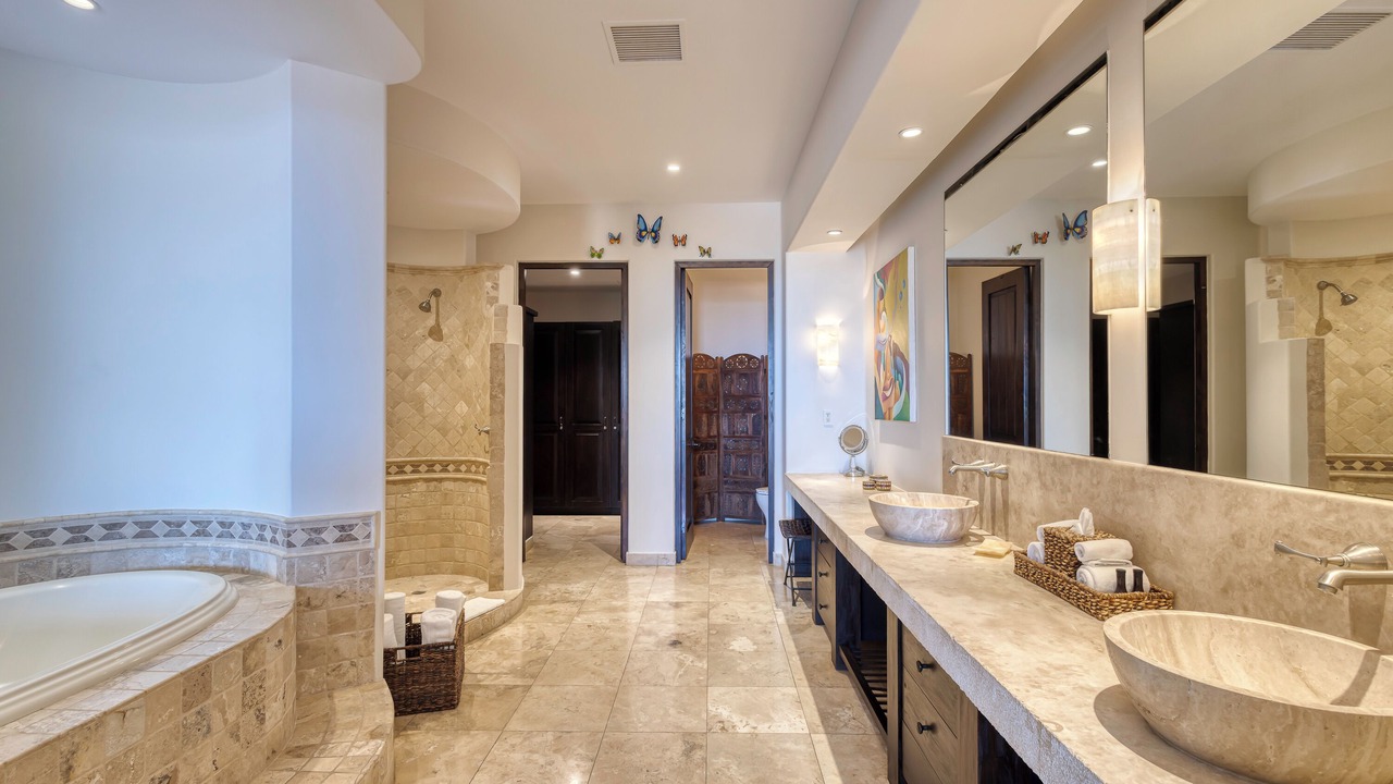 Photo of Bathroom in Cabo Bello