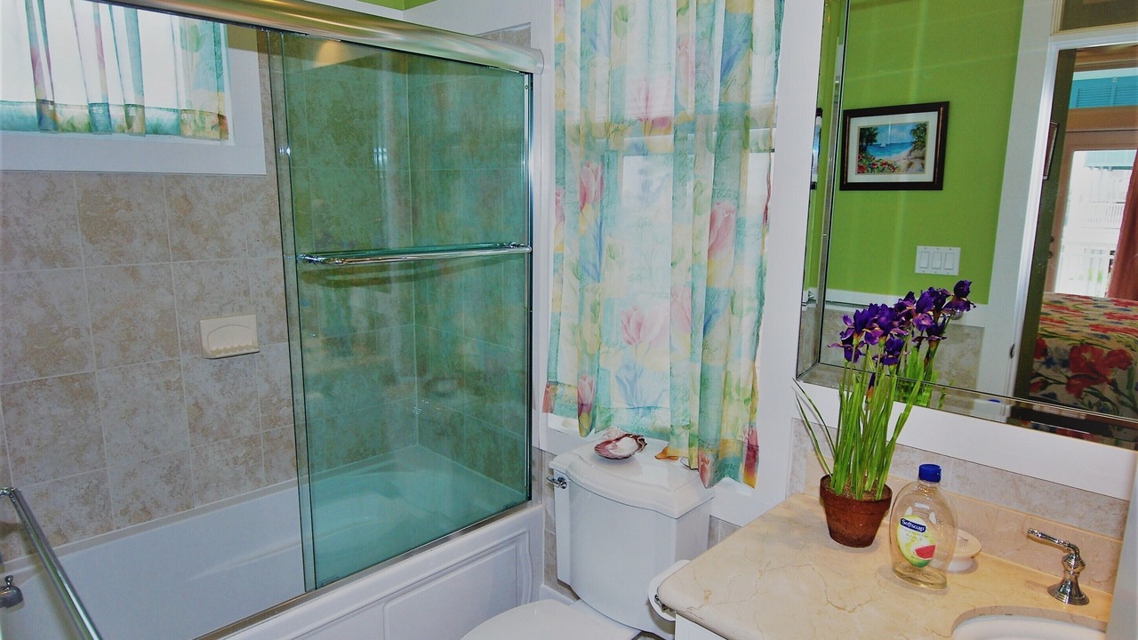 Photo of Bathroom in The Shores