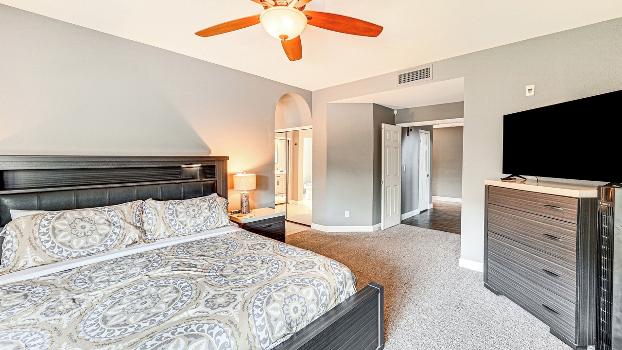 Photo of Bedroom in Warner Ranch