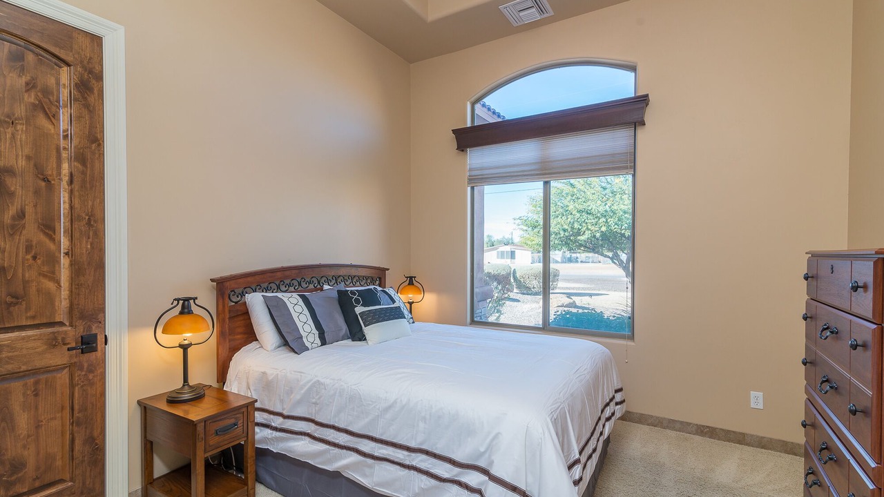 Photo of Bedroom in Desert Hills