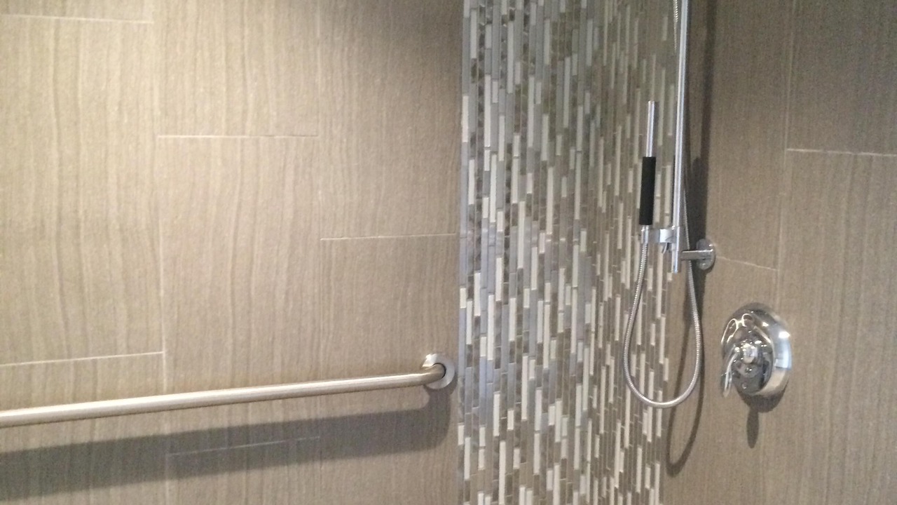 Photo of Bathroom in Encanto