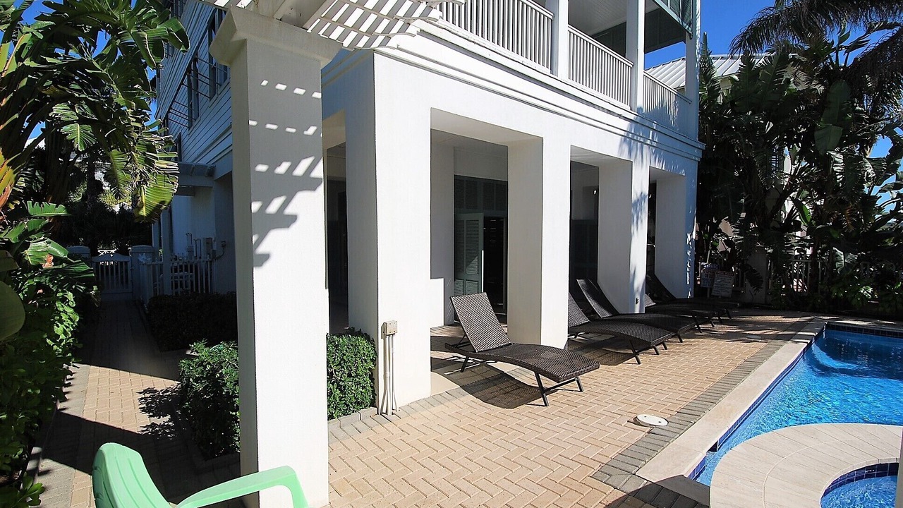 Photo of Outdoor in The Shores