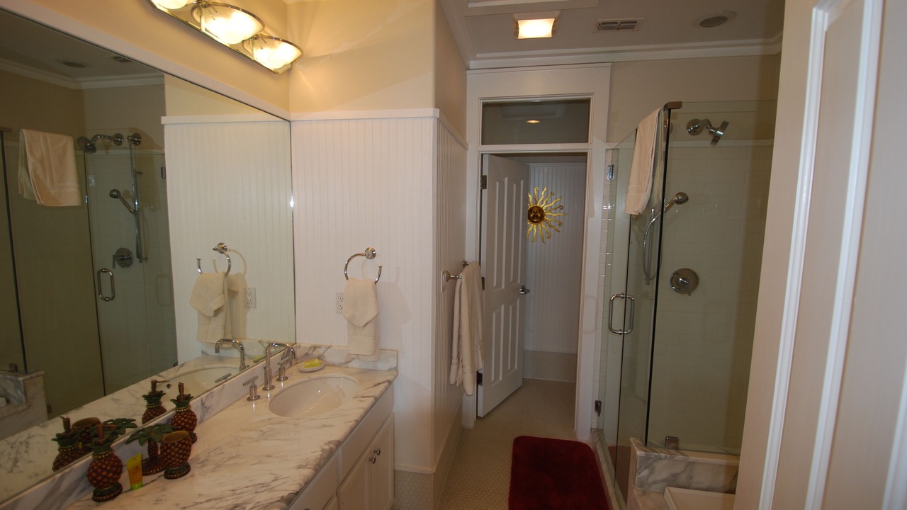 Photo of Bathroom in The Shores