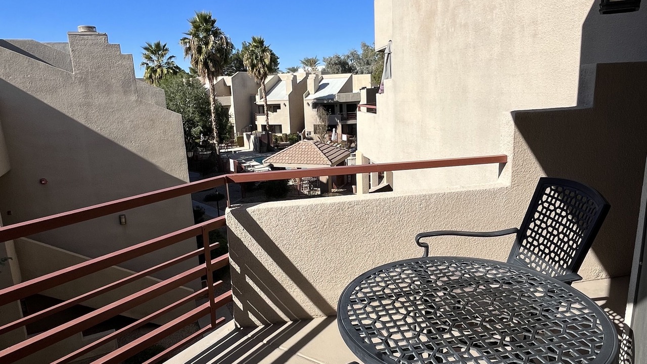 Photo of Outdoor in Paradise Valley Village
