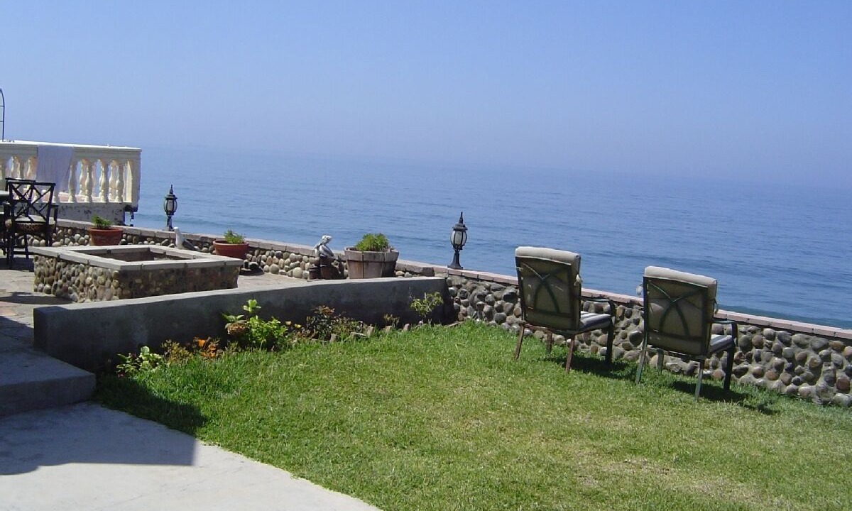 Photo of Others in San Antonio del Mar