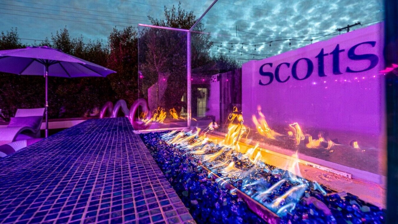 Photo of Outdoor in Scottsdale Estates Seven