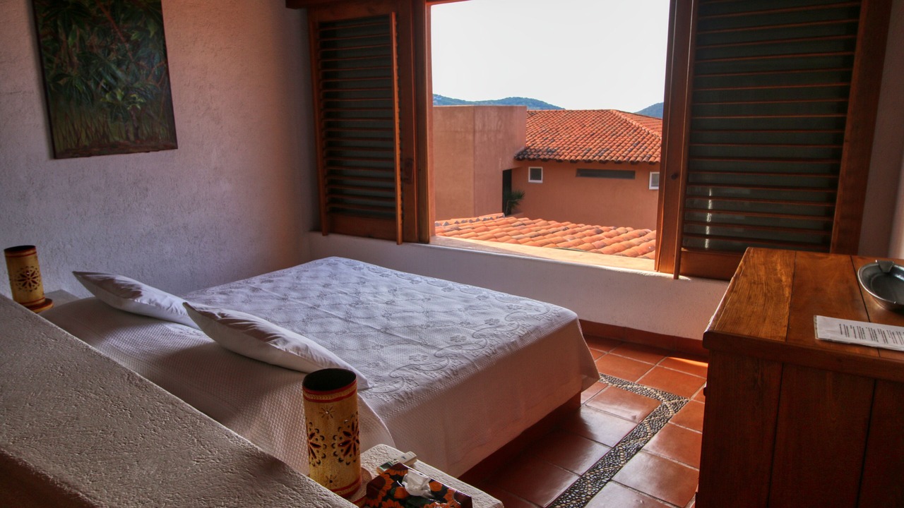 Photo of Bedroom in Zihuatanejo