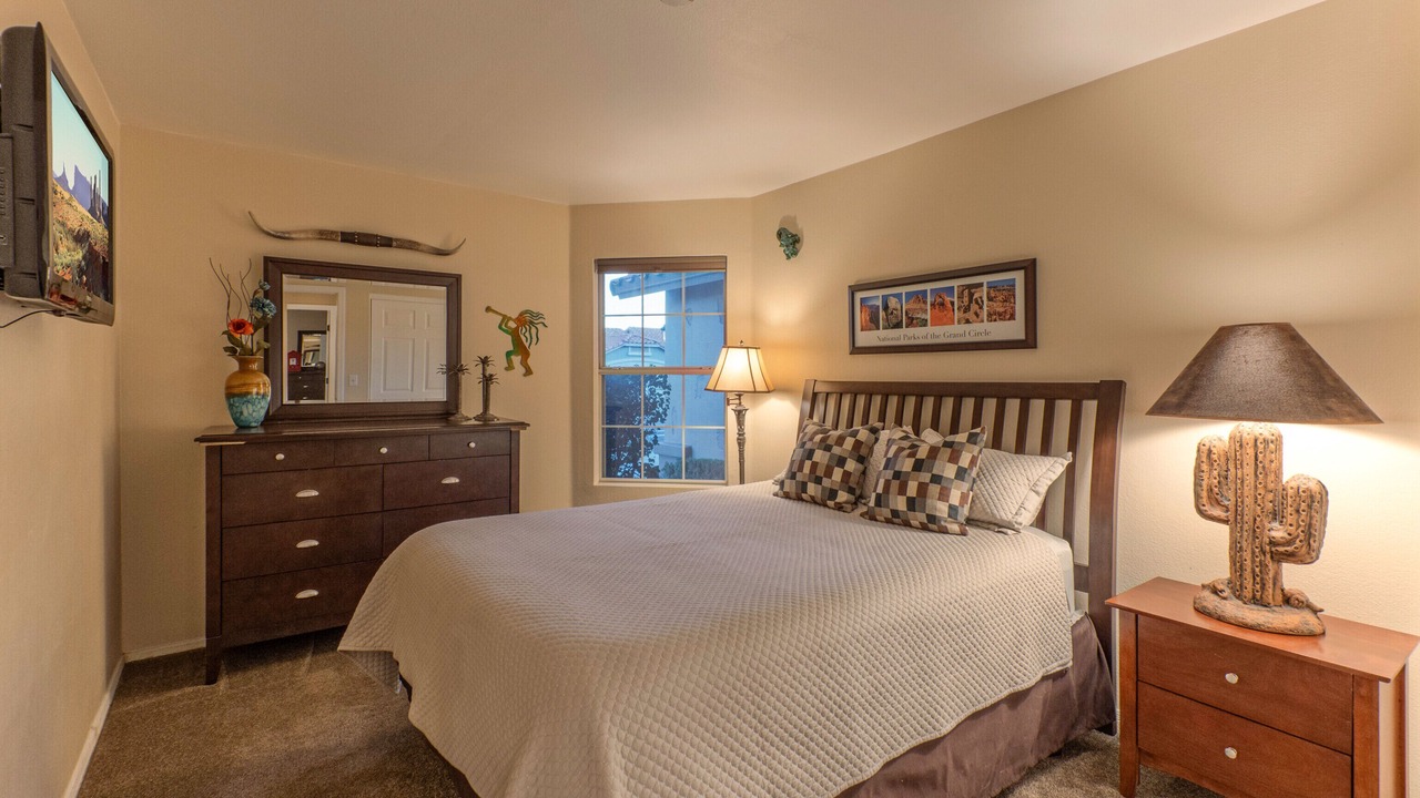 Photo of Bedroom in Monarch
