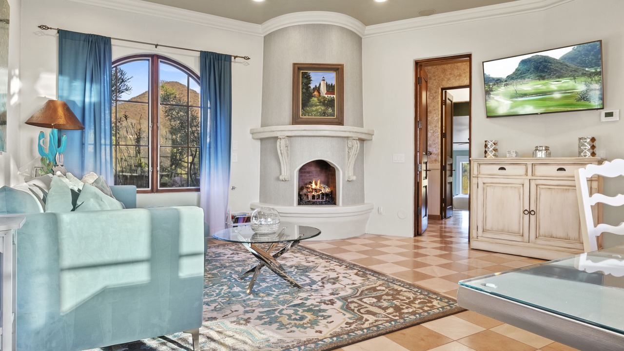 Photo of Livingroom in Pinnacle Peak Heights