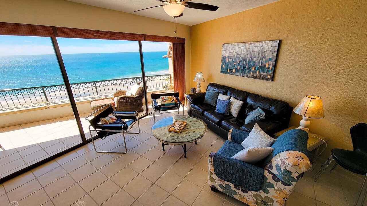 Photo of Livingroom in Sandy Beach