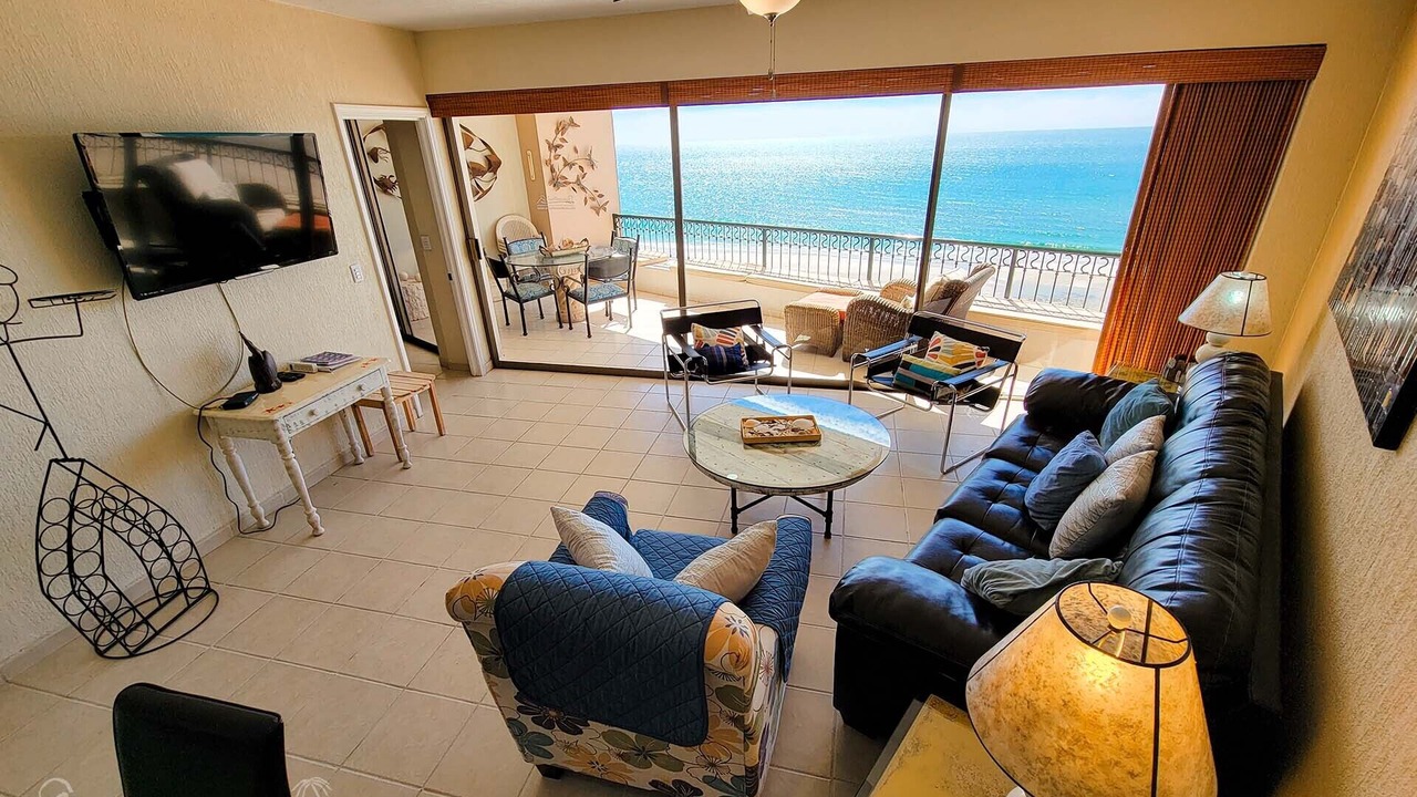 Photo of Livingroom in Sandy Beach