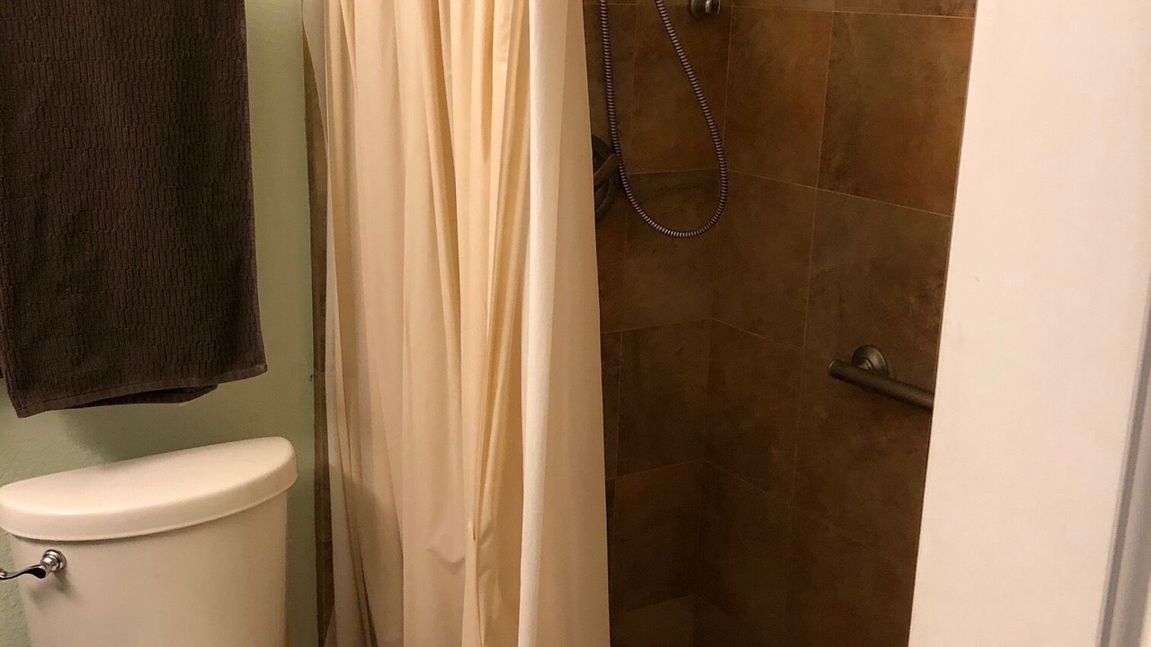 Photo of Bathroom in Yuma