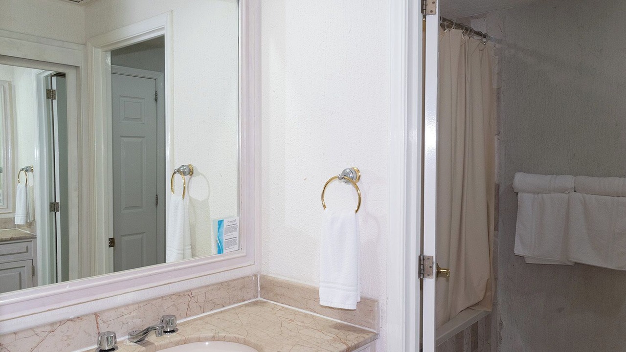 Photo of Bathroom in Sandy Beach